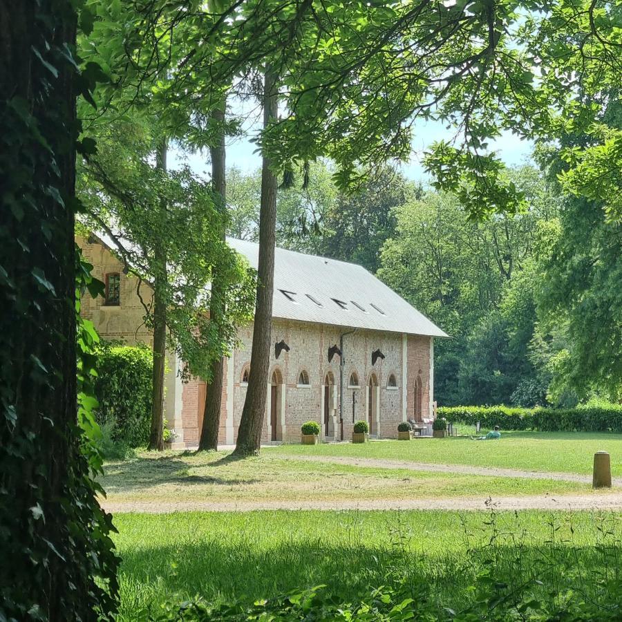 Les Ecuries Du Chateau De Brumare Brestot Kültér fotó